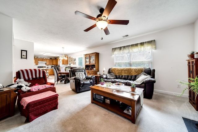 1016 Chelsea Dr, Goodlettsville, TN 37072