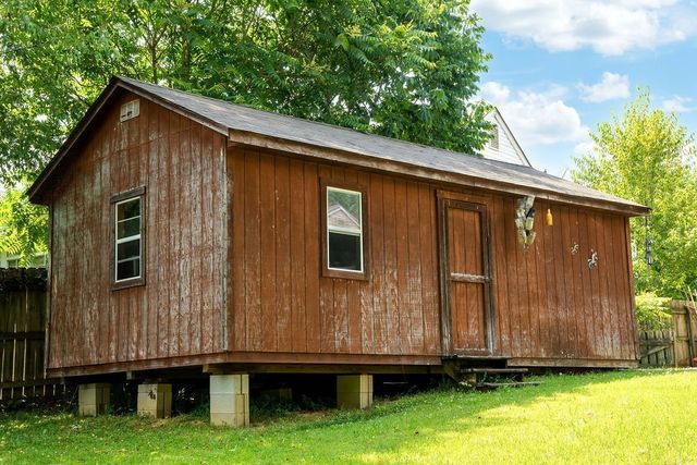 1016 Chelsea Dr, Goodlettsville, TN 37072