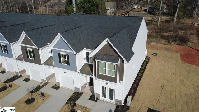 10 Stoneview Way, Taylors, SC 29687