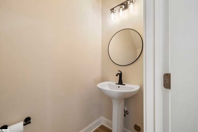 1717 Edwards Road, Woodruff, SC 29388
