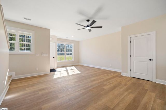 1717 Edwards Road, Woodruff, SC 29388