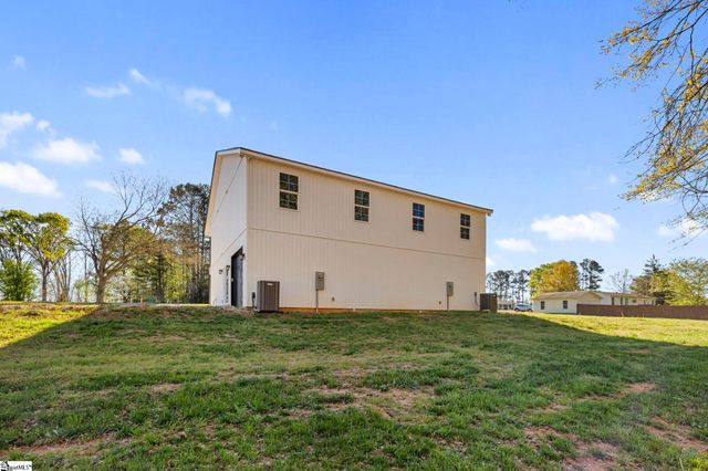 1717 Edwards Road, Woodruff, SC 29388