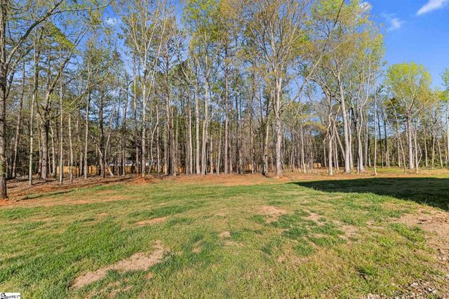 1717 Edwards Road, Woodruff, SC 29388