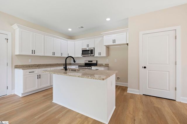 1717 Edwards Road, Woodruff, SC 29388