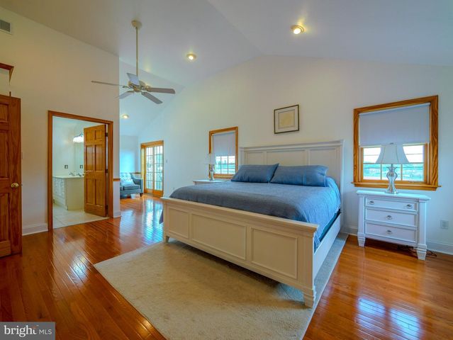 903 PENN AVE, Drexel Hill, PA 19026