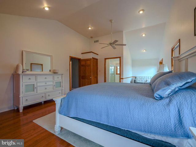 903 PENN AVE, Drexel Hill, PA 19026