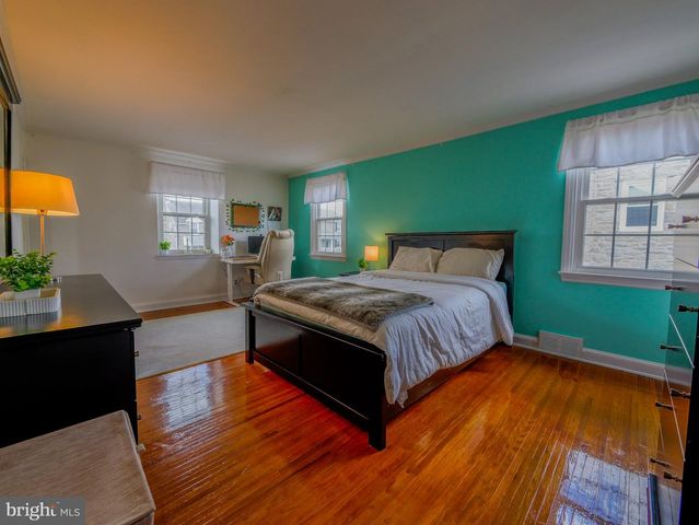 903 PENN AVE, Drexel Hill, PA 19026