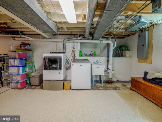 903 PENN AVE, Drexel Hill, PA 19026