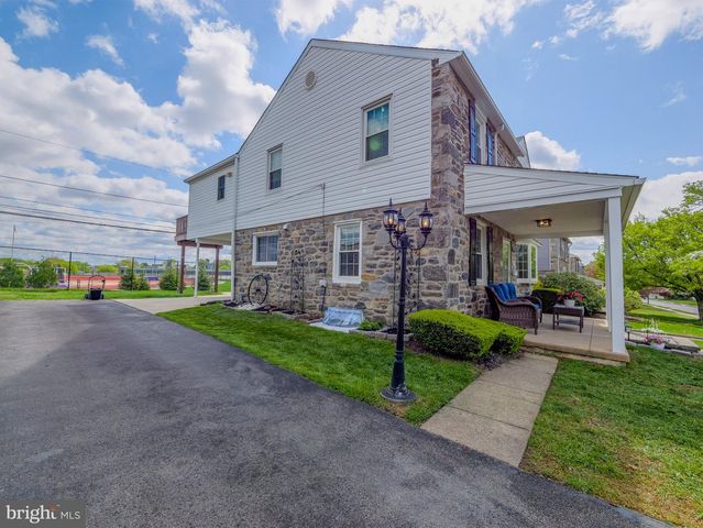 903 PENN AVE, Drexel Hill, PA 19026