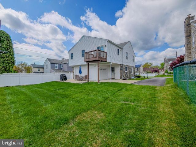 903 PENN AVE, Drexel Hill, PA 19026