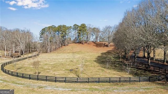 111 Allmond Lane, Alpharetta, GA 30004