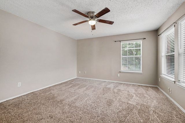 2020 Cardinal Lane, Lewisville, TX 75077