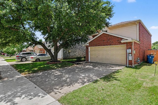 2020 Cardinal Lane, Lewisville, TX 75077