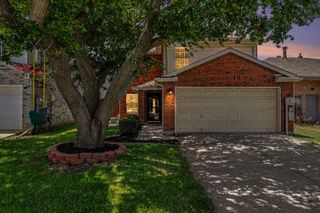 2020 Cardinal Lane, Lewisville, TX 75077