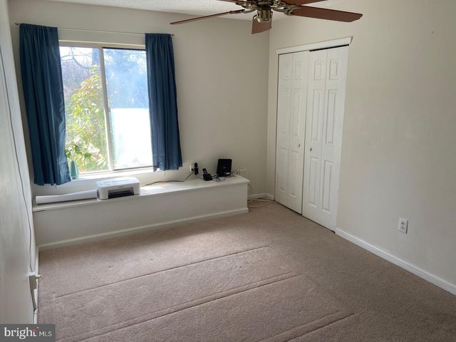 1215 CHANTICLEER, Cherry Hill, NJ 08003