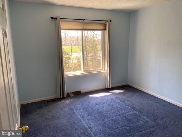 1215 CHANTICLEER, Cherry Hill, NJ 08003