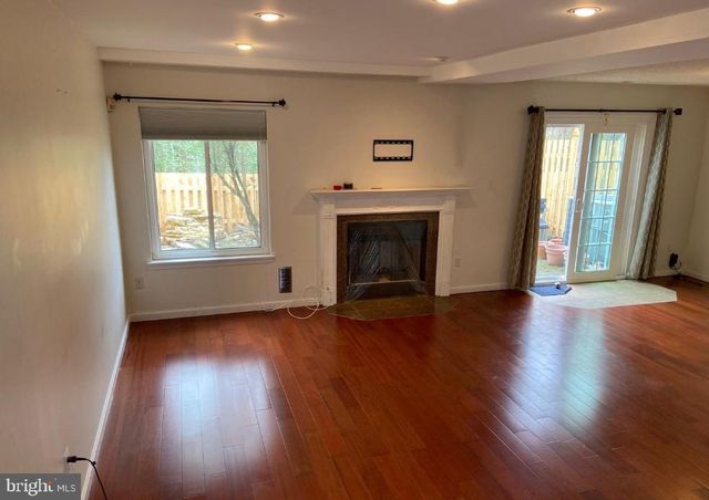 1215 CHANTICLEER, Cherry Hill, NJ 08003