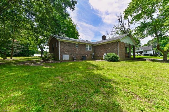 1225 Bethany Church Road, Winston-salem, NC 27107