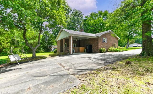 1225 Bethany Church Road, Winston-salem, NC 27107