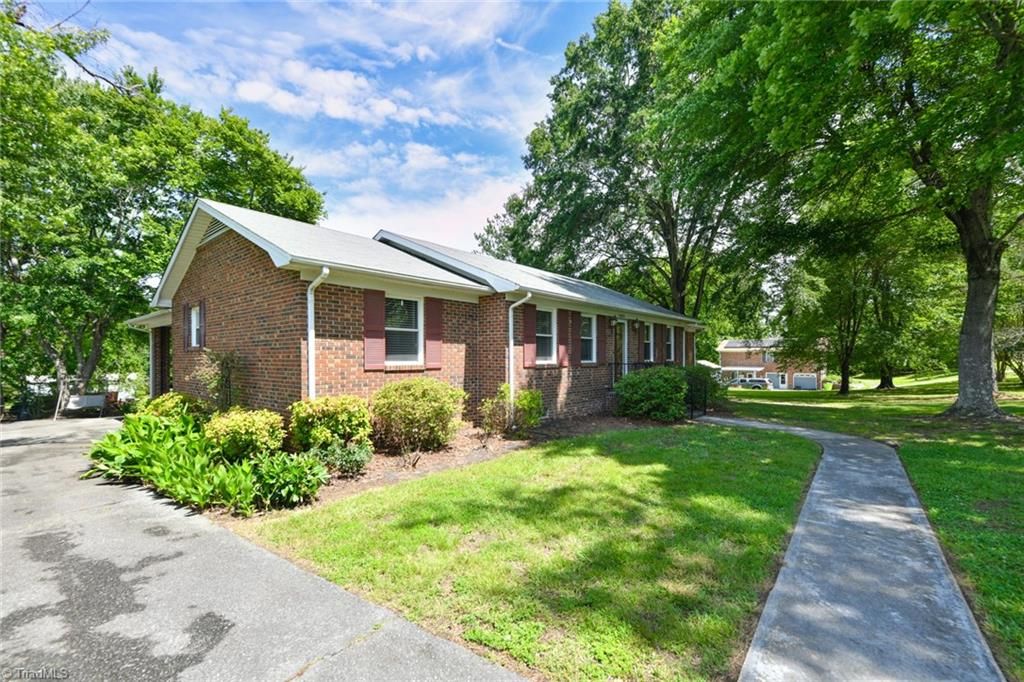 1225 Bethany Church Road, Winston-salem, NC 27107