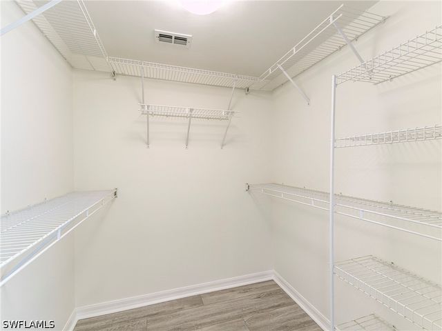 2506 Orchid Bay DR 101, Naples, FL 34109