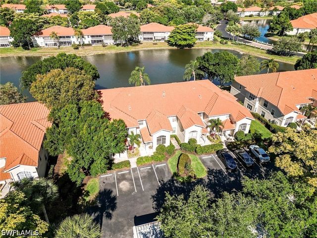 2506 Orchid Bay DR 101, Naples, FL 34109