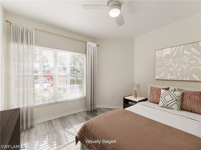 2506 Orchid Bay DR 101, Naples, FL 34109