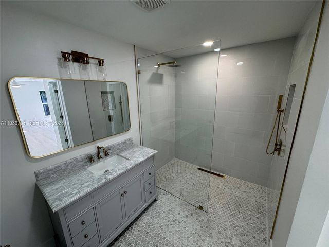 14441 PINE LILY DR, Fort Myers, FL 33908