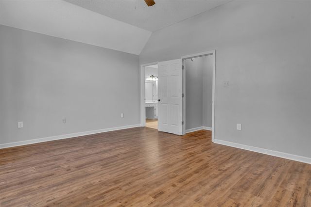 3933 OAK FOREST DR, Bartlett, TN 38135