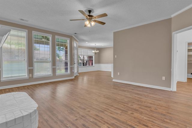 3933 OAK FOREST DR, Bartlett, TN 38135