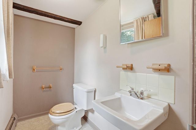 330 WEXFORD RD, Red Hill, PA 18076