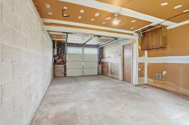 330 WEXFORD RD, Red Hill, PA 18076