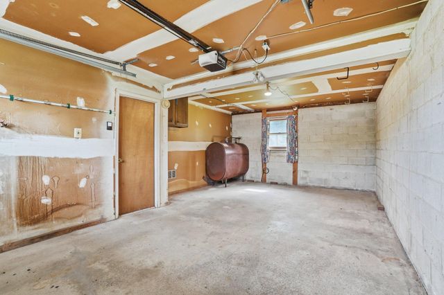 330 WEXFORD RD, Red Hill, PA 18076