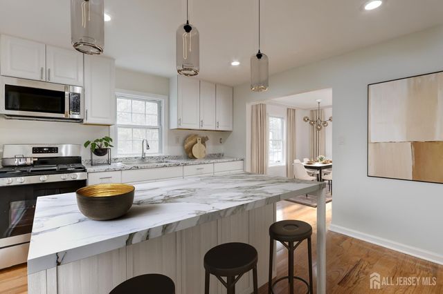 398 Spotswood Gravel Hill Road, Monroe, NJ 08831