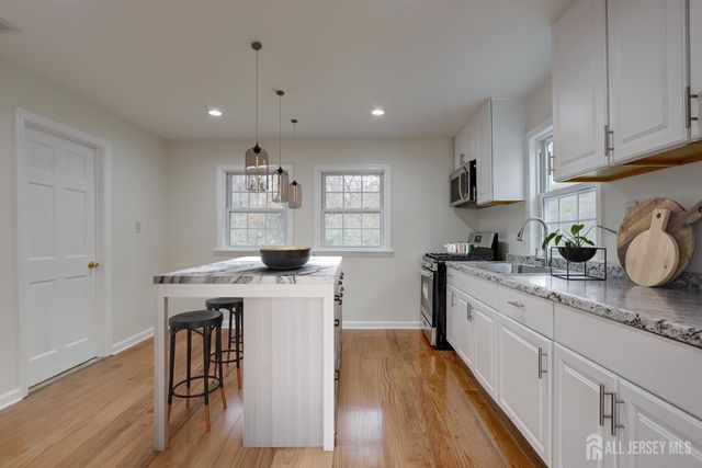 398 Spotswood Gravel Hill Road, Monroe, NJ 08831