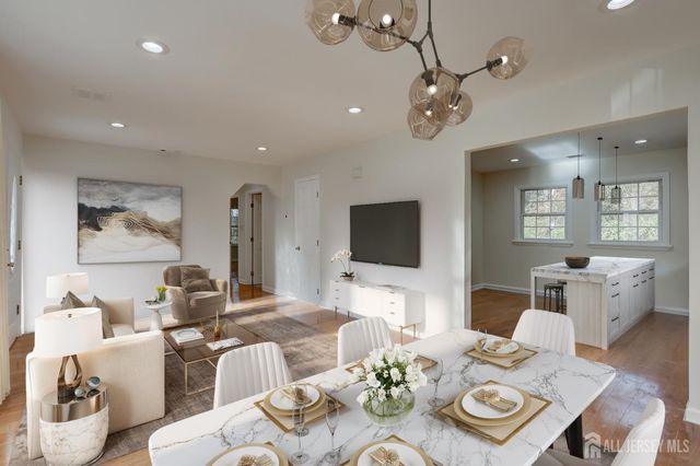 398 Spotswood Gravel Hill Road, Monroe, NJ 08831