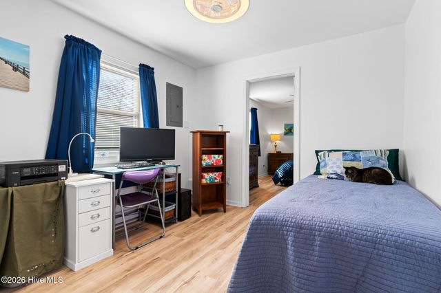 133 Fourth Avenue N, Kure Beach, NC 28449