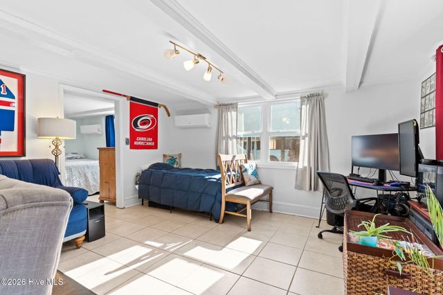 133 Fourth Avenue N, Kure Beach, NC 28449