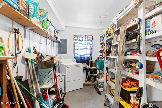 133 Fourth Avenue N, Kure Beach, NC 28449