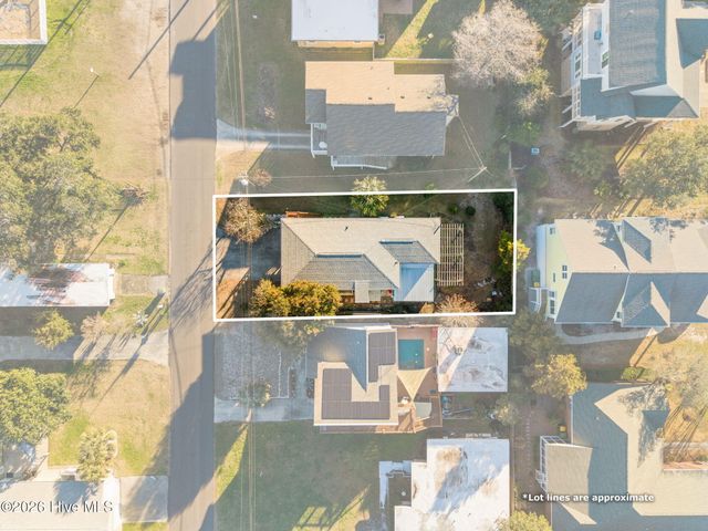 133 Fourth Avenue N, Kure Beach, NC 28449