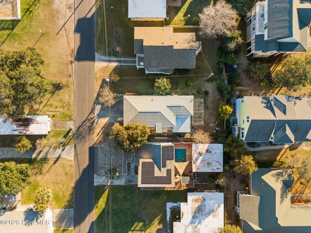 133 Fourth Avenue N, Kure Beach, NC 28449