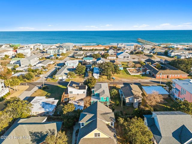 133 Fourth Avenue N, Kure Beach, NC 28449