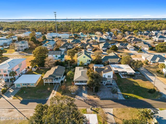 133 Fourth Avenue N, Kure Beach, NC 28449