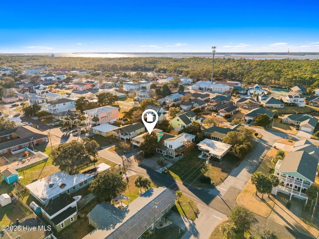 133 Fourth Avenue N, Kure Beach, NC 28449