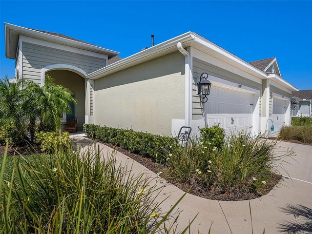 13539 CIRCA CROSSING DRIVE, Lithia, FL 33547