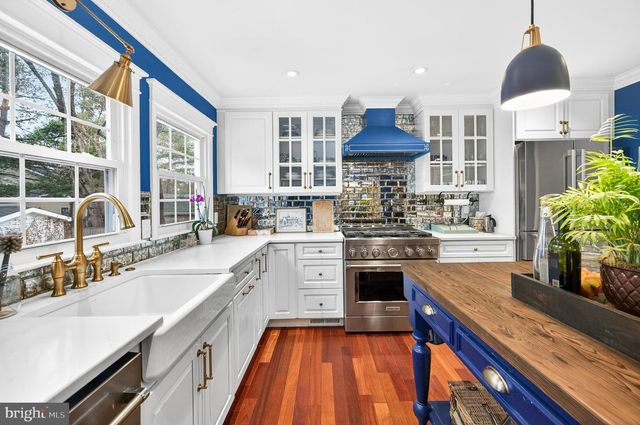 9604 GLENARM CT, Burke, VA 22015