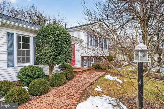 9604 GLENARM CT, Burke, VA 22015