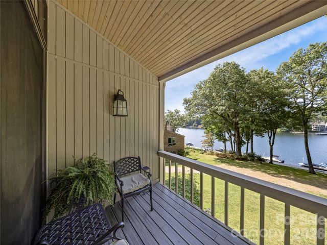 64 Toxaway Shores Drive 2, Lake Toxaway, NC 28747
