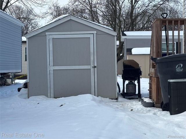 573 Turquoise Drive, Northfield Township, MI 48189