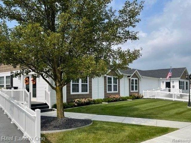 573 Turquoise Drive, Northfield Township, MI 48189